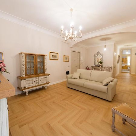 Aep House Pompei Appartement Buitenkant foto
